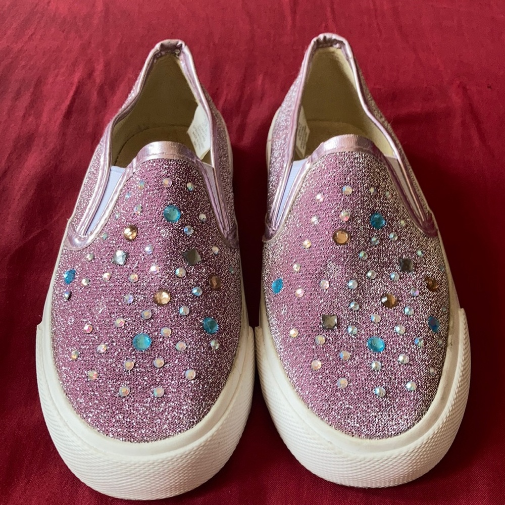 Us sports shoe purple and white little girl size 12